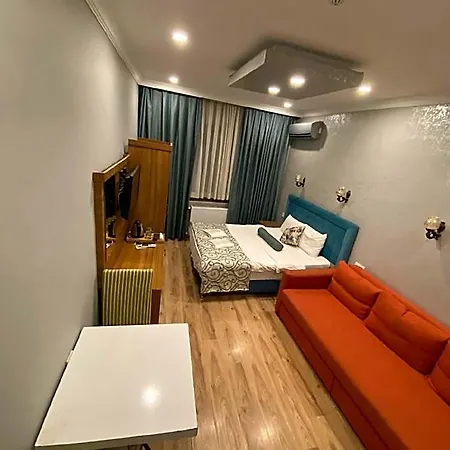 Riverland Hotel 3*