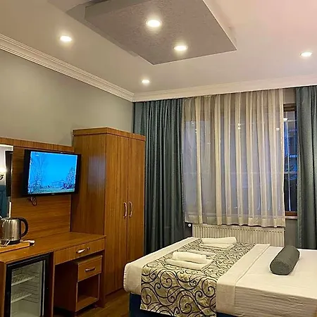 Riverland Hotel Istanbul